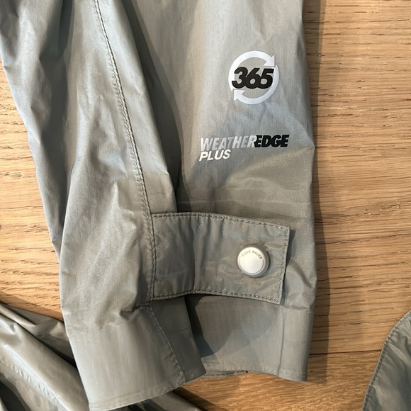Eddie Bauer “365 WeatherEdge Plus” Raincoat - Picture 13 of 15